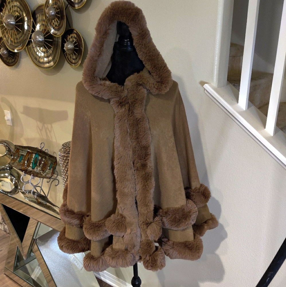 Cape w/ Hood and soft faux fur accent trimm